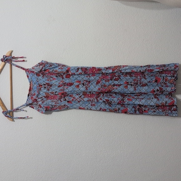 4/$12 Knox Rose Blue Red Floral Smocked Bodice Tiered Skirt Midi Dress - Picture 7 of 11